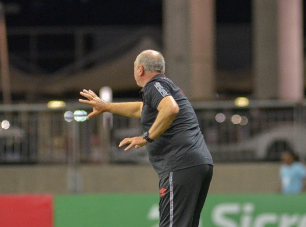 (Foto: Jhony Pinho/AGIF)