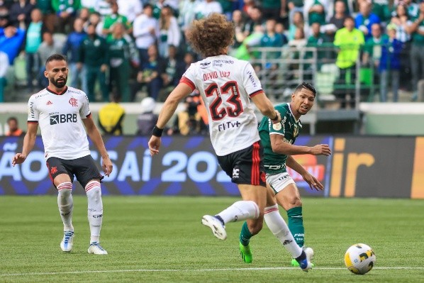 Marcello Zambrana/AGIF/ Palmeiras x Flamengo em campo. 