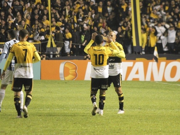 Celso da Luz | Criciúma E.C./ Após vitória, Tencati tem desfalque para a sequência do Criciúma na Série B.