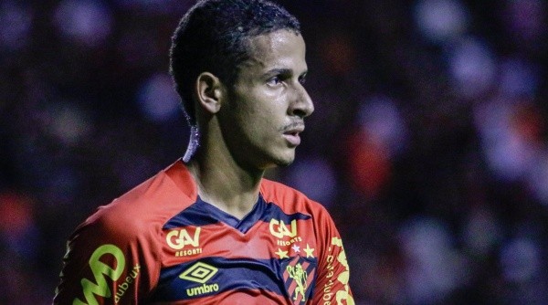 Juba está na mira do Cruzeiro (Foto: Rafael Vieira/AGIF)