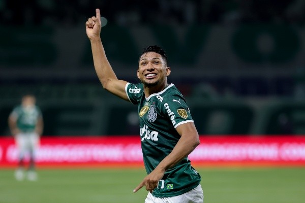Rony pode deixar o Palmeiras (Foto: Marcello Zambrana/AGIF)