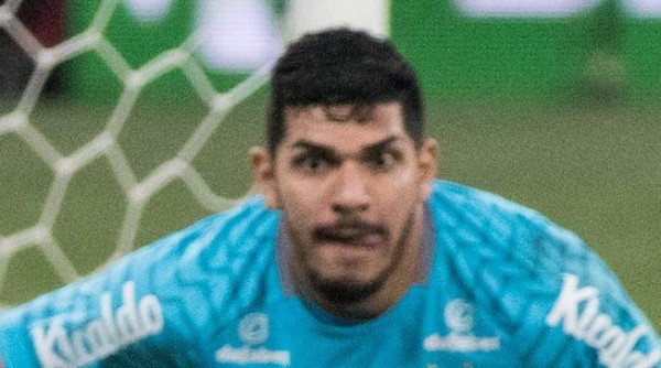 João Paulo é cotado para chegar ao Flamengo (Foto: Robson Mafra/AGIF)