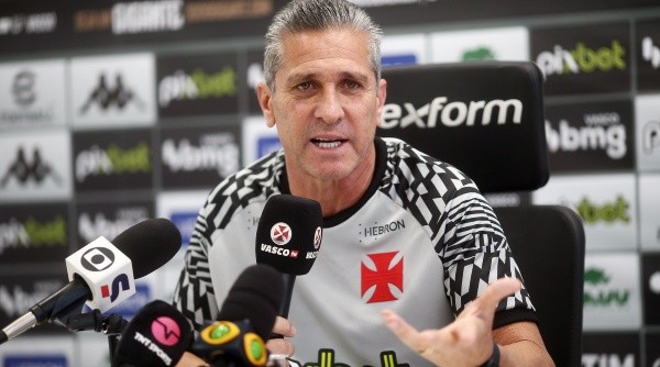 Jorginho, novo treinador do Vasco da Gama no CT, em entrevista coletiva no CT Moacyr Barbosa na Cidade de Deus em 07 de setembro de 2022. Foto: Daniel RAMALHO/VASCO