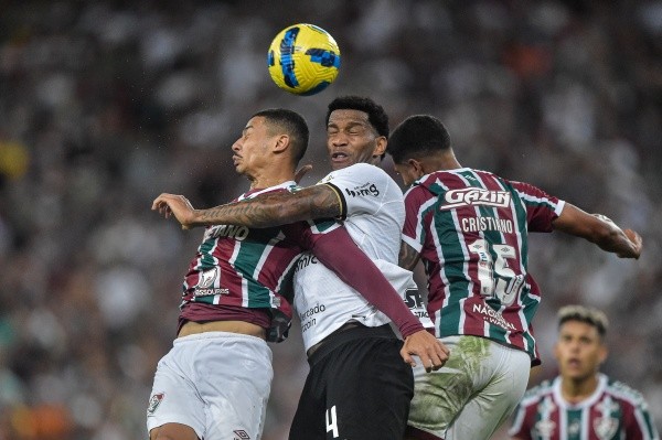 Thiago Ribeiro/AGIF/ Fluminense x Corinthians em campo pela semifinal da Copa do Brasil. 