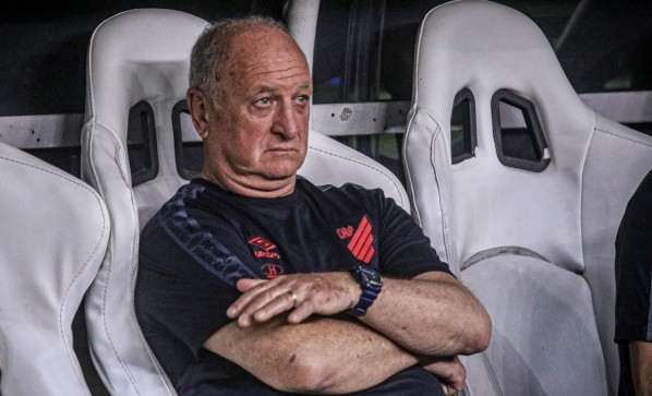 Felipão pode perder Vitinho por muitas partidas (Foto: Lucas Emanuel/AGIF) Felipão pode perder Vitinho por muitas partidas (Foto: Lucas Emanuel/AGIF)