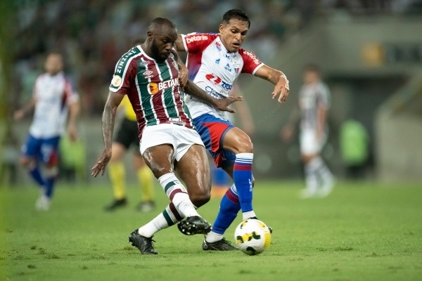 Jorge Rodrigues/AGIF/ Fluminense em campo contra o Fortaleza. 