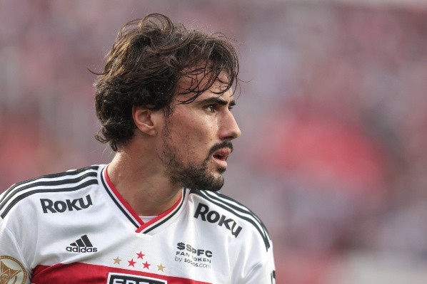 Igor Gomes pode chegar ao Botafogo em 2023 (Foto: Marcello Zambrana/AGIF)