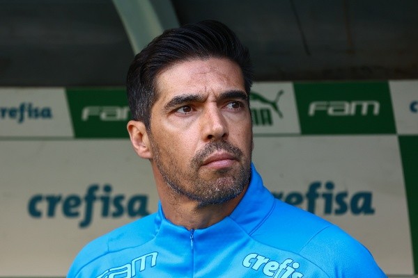 Abel Ferreira em ação no Palmeiras (Foto: Marcello Zambrana/AGIF)