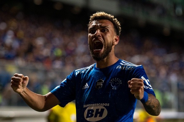 Foto: Alessandra Torres/AGIF – Jajá é outro nome que não tem permanência garantida