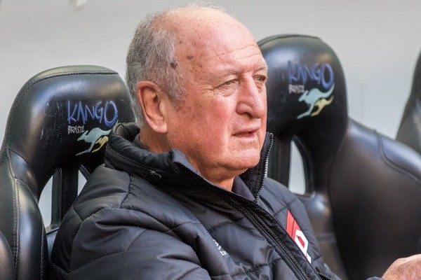 PR - Curitiba - 31/07/2022 - BRASILEIRO A 2022, ATHLETICO PR X SAO PAULO - Luiz Felipe Scolari tecnico do Athletico-PR durante partida contra o Sao Paulo no estadio Arena da Baixada pelo campeonato Brasileiro A 2022. Foto: Robson Mafra/AGIF