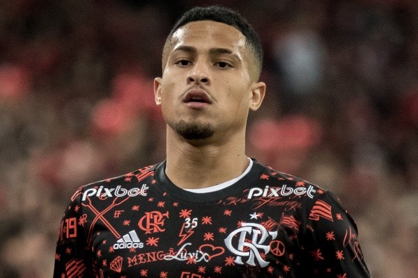 Foto: Robson Mafra/AGIF – João Gomes vive imbróglio no Flamengo