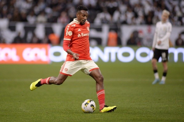 Foto: Alan Morici/AGIF – Edenilson deve deixar o Colorado