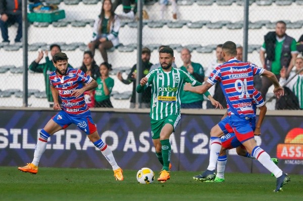Luiz Erbes/AGIF/ Fortaleza em campo. Luiz Erbes/AGIF/ Fortaleza em campo.