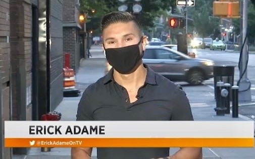 Erick Adame foi demitido após ter vídeos descobertos por emissora - Foto: Instagram @erickadameontv Erick Adame foi demitido após ter vídeos descobertos por emissora - Foto: Instagram @erickadameontv