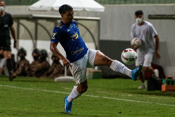 Foto: Alessandra Torres/AGIF – Santos quer fechar com Bidu para 2023