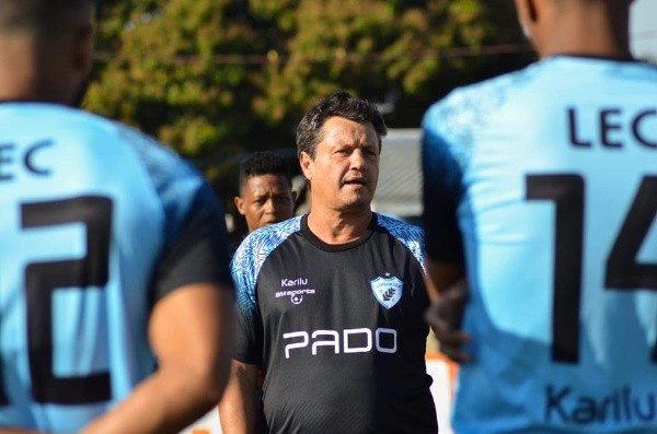 Foto:Sheyla Dantas/LondrinaEC – Adilson Batista