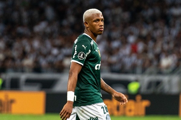 Foto: Alessandra Torres/AGIF | Danilo não vive sua melhor fase no futebol