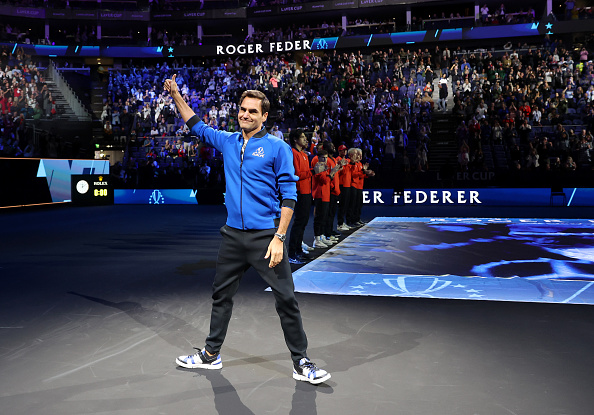 Federer se despediu das quadras na Laver Cup.     Créditos: Julian Finney/Getty Images