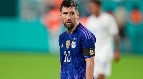 Foto: Eric Espada/Getty Images - Argentina, de Messi, vai realizar um amistoso contra a Áustria pouco antes do Mundial