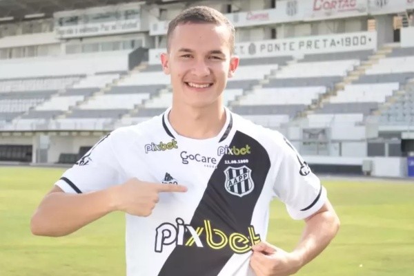 Foto: Diego Almeida/ PontePress – Felipe Amaral é outro meio-campista da Ponte na mira do Corinthians