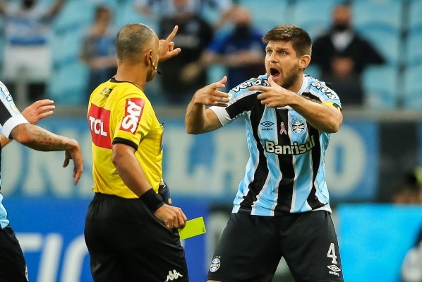 Agif/Pedro H. Tesch – Partida de Kannemann agradou Cacalo