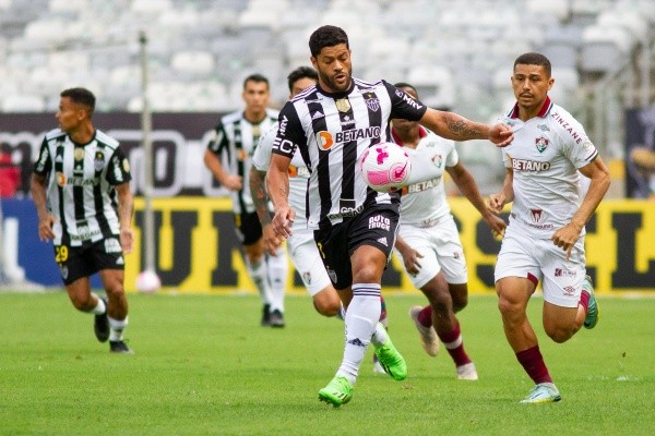 Fernando Moreno/AGIF/ Atlético-MG em campo contra o Fluminense. 
