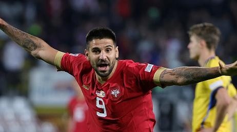 Foto: Srdjan Stevanovic/Getty Images - Aleksandar Mitrovic chegou a 50 gols, pela Sérvia