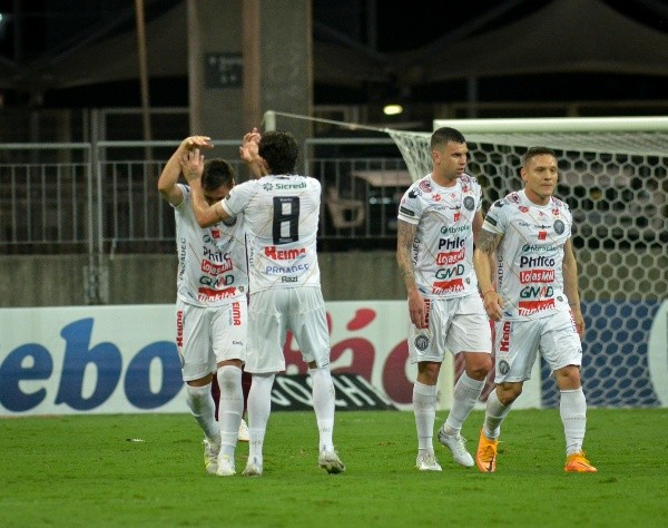 Foto: Jhony Pinho/AGIF