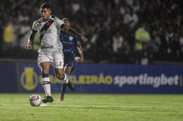 Foto: Thiago Ribeiro/AGIF – Raniel também foi citado em lista de dispensa