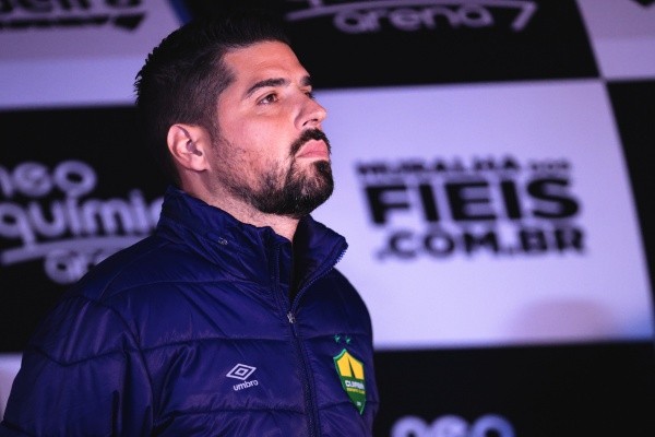 SP - Sao Paulo - 01/10/2022 - BRASILEIRO A 2022, CORINTHIANS X CUIABA - antonio oliveira tecnico do Cuiaba durante partida contra o Corinthians no estadio Arena Corinthians pelo campeonato Brasileiro A 2022. Foto: Ettore Chiereguini/AGIF