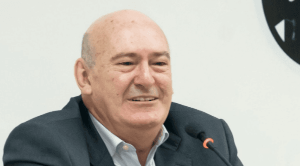 Foto: Divulgação/Santos FC – Rueda ‘revelou’ dívida om Bryan Ruíz