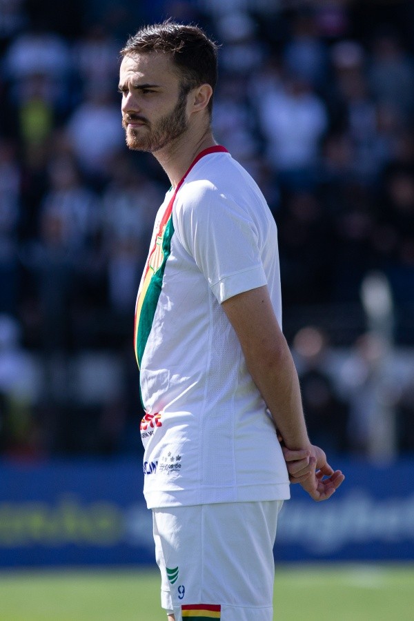 Foto: Joao Vitor Rezende Borba/AGIF – Poveda é artilheiro da Série B