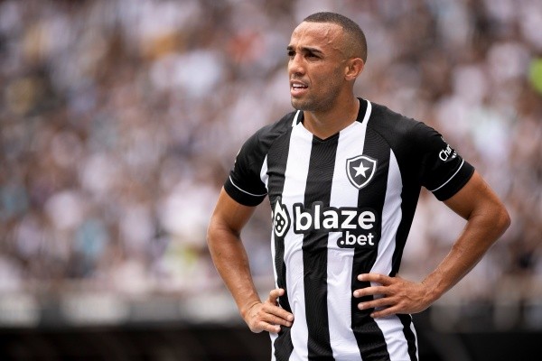 RJ - Rio de Janeiro - 11/09/2022 - BRASILEIRO A 2022, BOTAFOGO X AMERICA-MG - Marcal jogador do Botafogo durante partida contra o America-MG no estadio Engenhao pelo campeonato Brasileiro A 2022. Foto: Jorge Rodrigues/AGIF
