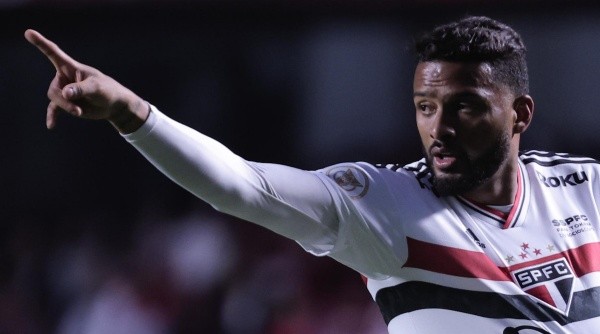 Reinaldo tem contrato com o São Paulo até dezembro (Foto: Ettore Chiereguini/AGIF) Reinaldo tem contrato com o São Paulo até dezembro (Foto: Ettore Chiereguini/AGIF)