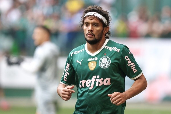 Scarpa não fica no Palmeiras (Foto: Marcello Zambrana/AGIF)