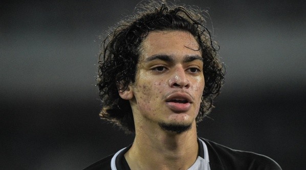 RJ - Rio de Janeiro - 12/05/2022 - COPA DO BRASIL 2022, BOTAFOGO X CEILANDIA - Matheus Nascimento jogador do Botafogo comemora seu gol durante partida contra o Ceilandia no estadio Engenhao pelo campeonato Copa do Brasil 2022. Foto: Thiago Ribeiro/AGIF