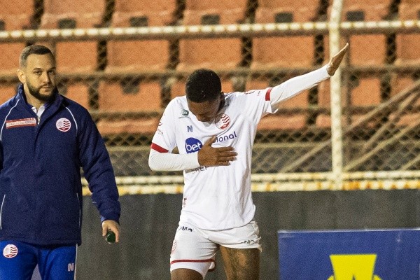 Foto: Diogo Reis/AGIF – Luís Phelipe também deixou o Náutico