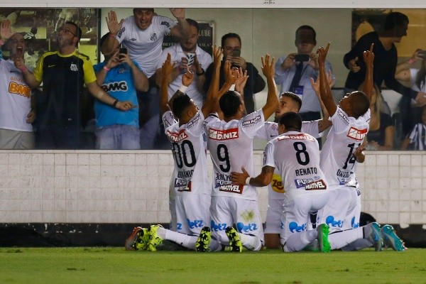 Foto:Ricardo Saibun/AGIF – Santos venceu fácil o Corinthians na Vila pela Copa do Brasil