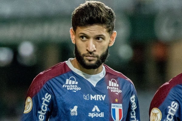 Foto: Robson Mafra/AGIF – Juninho Capixaba é nome desejado pelo Cruzeiro