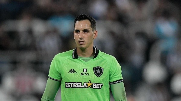 Gatito tem contrato com o Botafogo até dezembro (Foto: Thiago Ribeiro/AGIF)