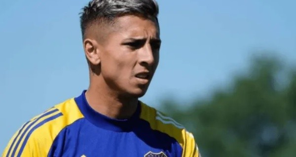 Foto: Reprodução/Instagram – Almendra se encontra em litígio no Boca Jrs e destino pode ser o Brasil em 2023