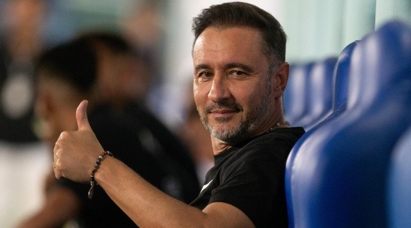 Vitor Pereira ainda não definiu se fica no Corinthians (Foto: Gil Gomes/AGIF)