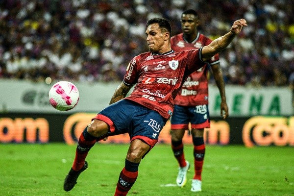 Foto: Kely Pereira/AGIF