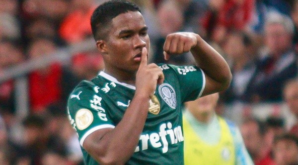 Endrick marcou seus dois primeiros gols como profissional (Foto: Gabriel Machado/AGIF) Endrick marcou seus dois primeiros gols como profissional (Foto: Gabriel Machado/AGIF)