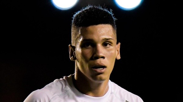 Paulinho está acertado com o Galo - Foto: Thiago Ribeiro/AGIF