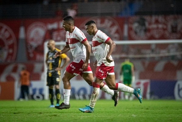 Celio Junior/AGIF. Negueba fez temporada abaixo no CRB