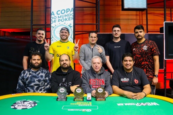 Mesa final do High Roller (Foto: Rafael Terra/WSOP Brazil)