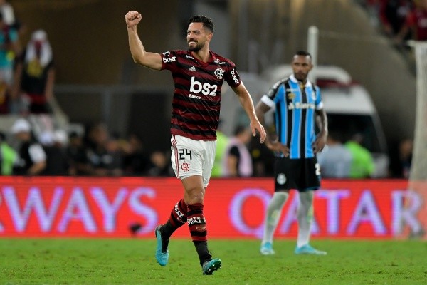 Agif/Thiago Ribeiro – Pablo Marí só volta a jogar em 2023