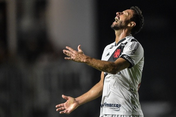 Agif/Thiago Ribeiro – Vasco levou gol no último lance