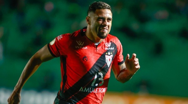 Wellington Rato está na mira de Vasco, Cruzeiro e São Paulo (Foto: Luiz Erbes/AGIF)